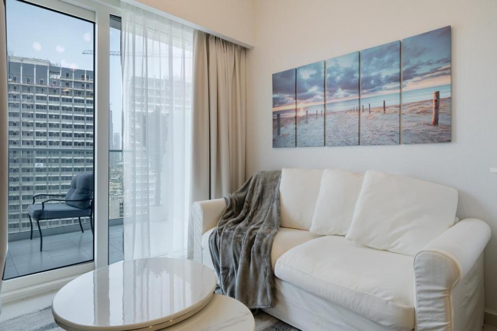 Fantastic One Bedroom Apartment With Burj-Khalifa View Dubai Buitenkant foto