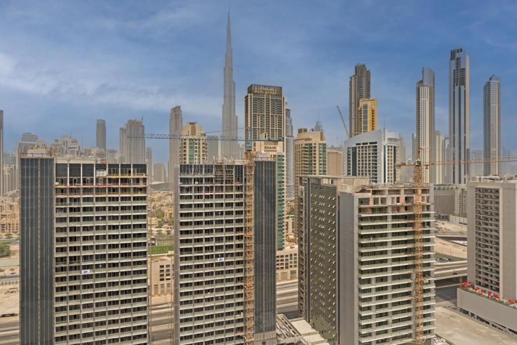 Fantastic One Bedroom Apartment With Burj-Khalifa View Dubai Buitenkant foto